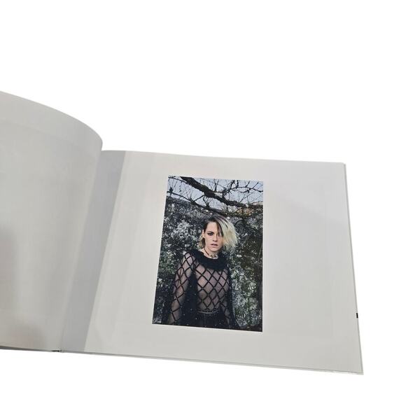 Chanel 2020/21 Le Chateau Des Dames Metiers D'Art Look Book - Picture 3 of 4